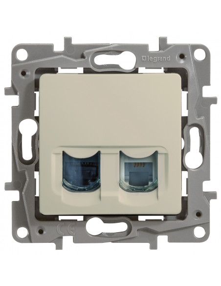 РозRJ11+RJ45 5е UTP СЛНК ETIKA, арт. 672352 Legrand