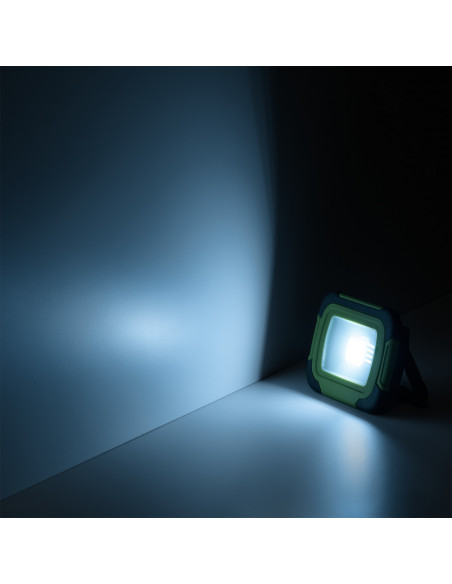Прожектор Gauss Portable 10W 700lm IP44 6500К зеленый LED 1/20
